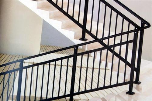 鐵藝護(hù)欄,鐵藝護(hù)欄價(jià)格多少錢一米,鐵藝護(hù)欄廠家聯(lián)系方式 鐵藝護(hù)欄,鐵藝護(hù)欄價(jià)格多少錢一米,鐵藝護(hù)欄廠家聯(lián)系方式