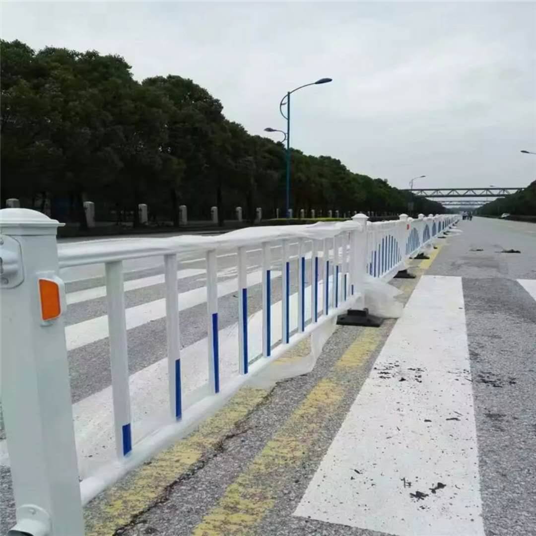 市政護(hù)欄廠家價格 市政護(hù)欄廠家價格