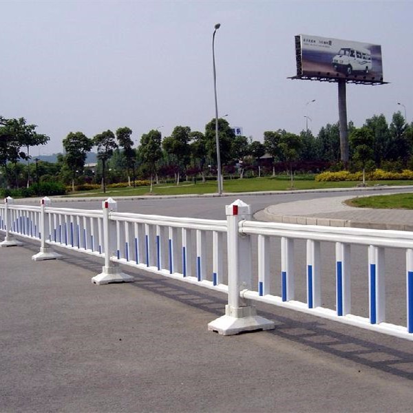 市政護欄廠家聯(lián)系方式 市政護欄廠家聯(lián)系方式