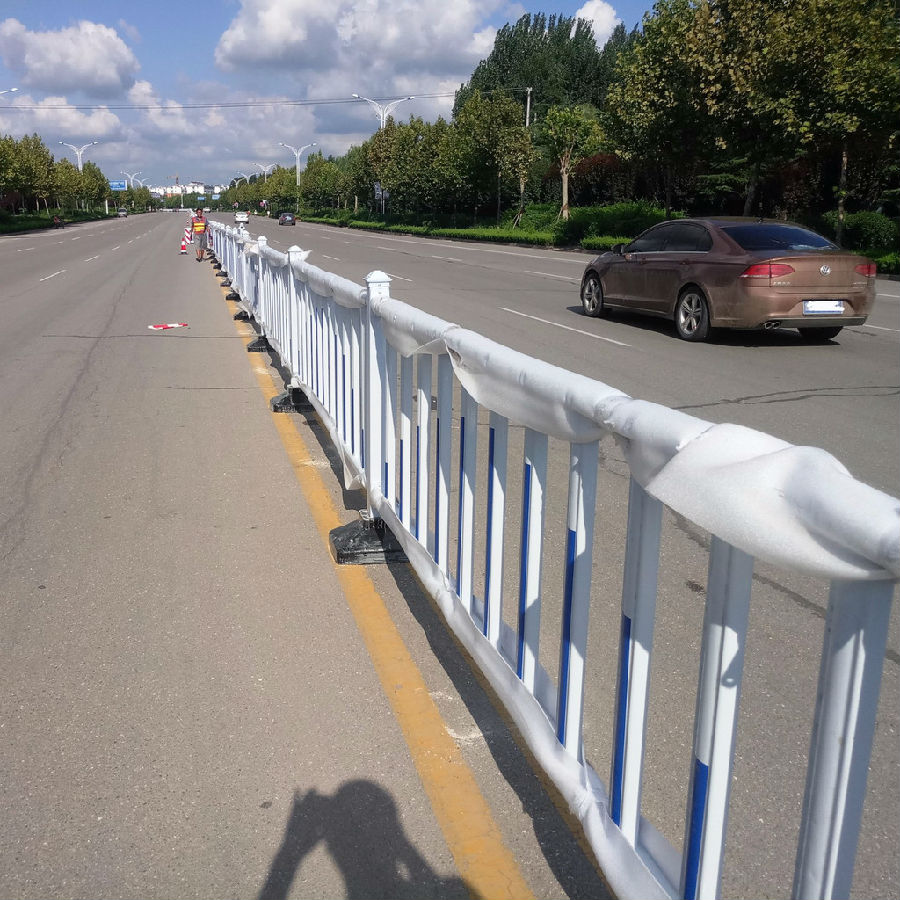 市政護(hù)欄廠家聯(lián)系方式 市政護(hù)欄廠家聯(lián)系方式